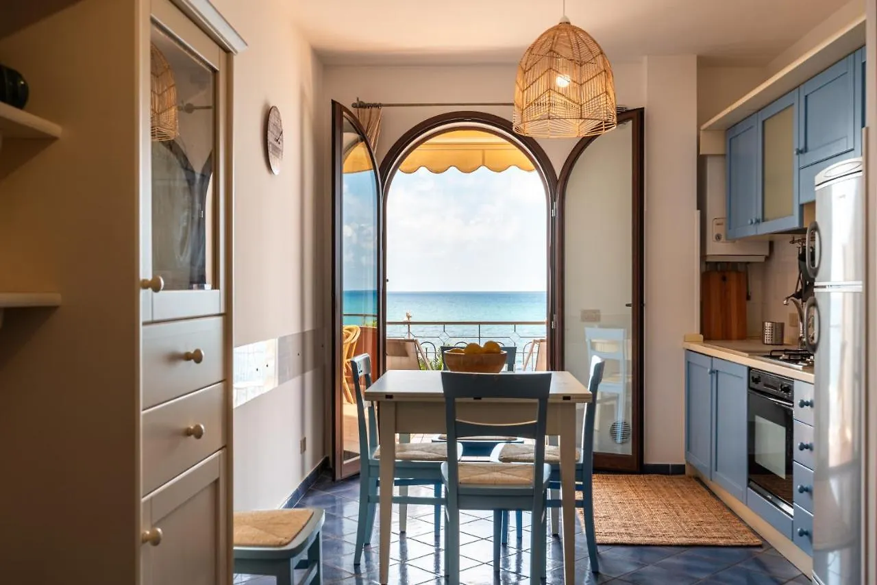 Residence L'Arcipelago Appartamenti Fronte Mare Con Ampio Balcone Capo d'Orlando