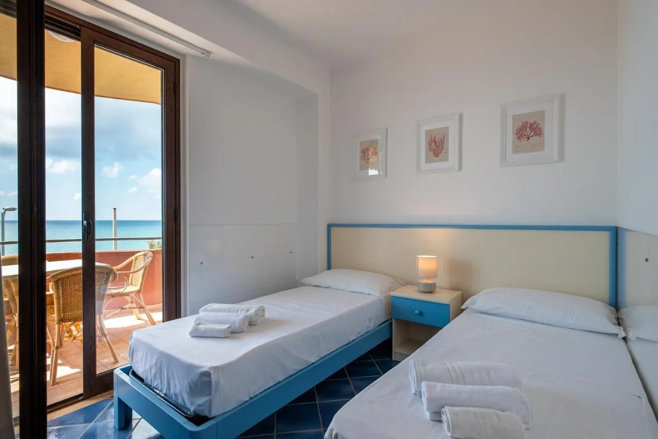 Residence L'Arcipelago Appartamenti Fronte Mare Con Ampio Balcone Capo d'Orlando