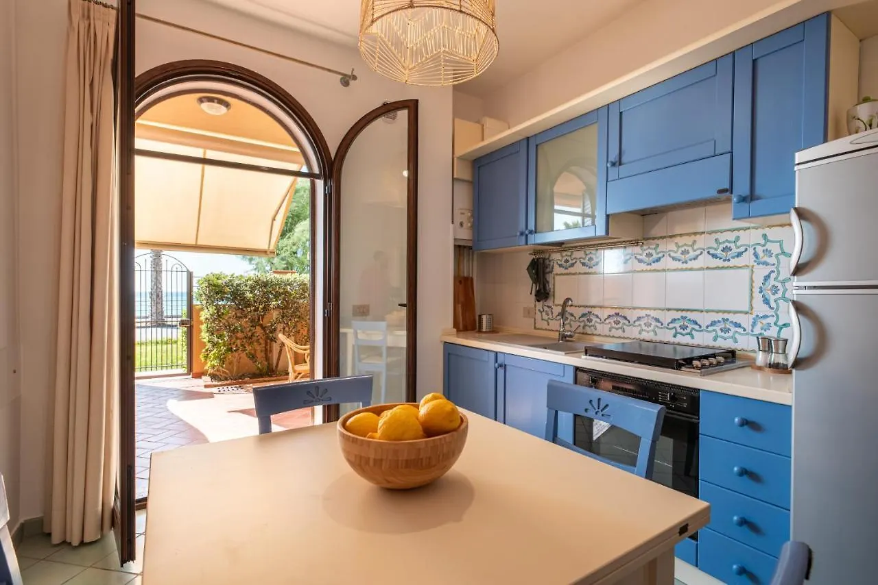 Holiday home Residence L'Arcipelago Appartamenti Fronte Mare Con Ampio Balcone Capo d'Orlando